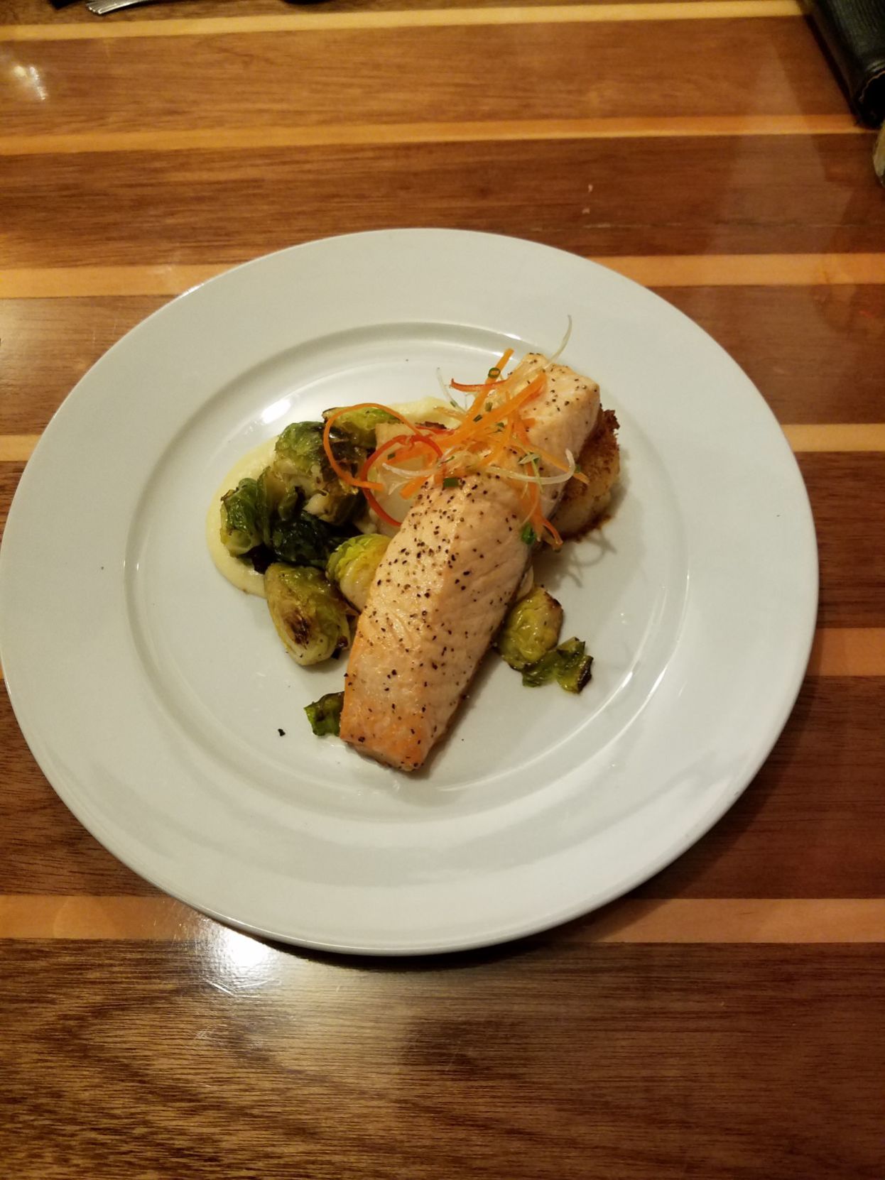 Our Gourmet: Oar House salmon